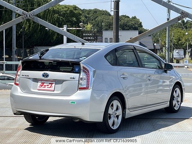 toyota prius 2014 CFJ1639905 image 2