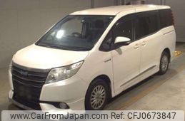 toyota noah 2014 -TOYOTA--Noah DAA-ZWR80G--ZWR80-0006977---TOYOTA--Noah DAA-ZWR80G--ZWR80-0006977-