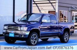 toyota hilux-sports-pick-up 2000 GOO_JP_700060001230240927002