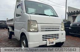 suzuki carry-truck 2005 GOO_JP_700090373030250131004