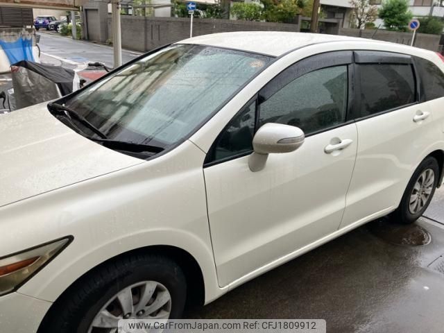 honda stream 2010 CFJ1809912 image 1