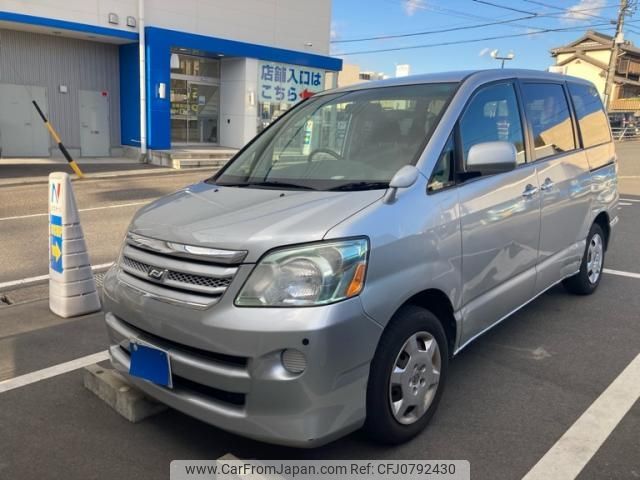 toyota noah 2007 -TOYOTA--Noah DBA-AZR60G--AZR60-3128670---TOYOTA--Noah DBA-AZR60G--AZR60-3128670- image 2