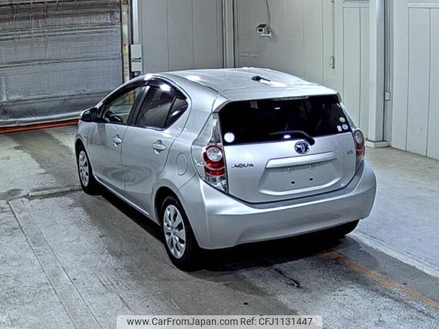toyota aqua 2012 -TOYOTA--AQUA NHP10-6098376---TOYOTA--AQUA NHP10-6098376- image 2