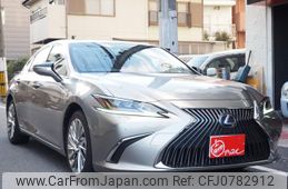 lexus es 2019 GOO_JP_700100243030250220003