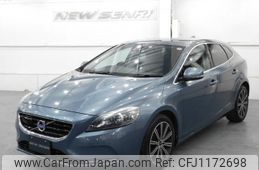 volvo v40 2013 -VOLVO--Volvo V40 MB4164T--D2024631---VOLVO--Volvo V40 MB4164T--D2024631-