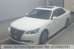 toyota crown-majesta 2014 -TOYOTA--Crown Majesta DAA-GWS214--GWS214-6007639---TOYOTA--Crown Majesta DAA-GWS214--GWS214-6007639-