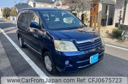 toyota noah 2003 GOO_JP_700050294530250123002