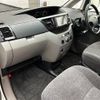 toyota voxy 2004 -TOYOTA--Voxy TA-AZR60G--AZR60-0284340---TOYOTA--Voxy TA-AZR60G--AZR60-0284340- image 24