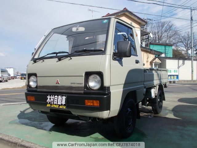 mitsubishi minicab-truck 1990 37b98b2ff8fedff24fae39464d873b3c image 2