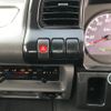 isuzu elf-truck 2004 CFJ1762783 image 28