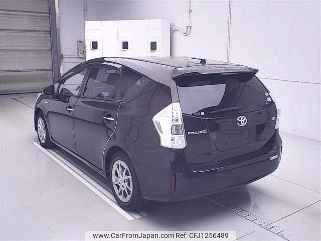 toyota prius-α 2014 CFJ1256489 image 2