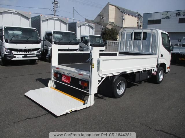 toyota dyna-truck 2025 CFJ1844281 image 1