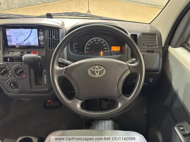 toyota liteace-van 2018 quick_quick_S402M_S402M-0073338 image 2