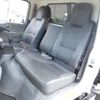 isuzu elf-truck 2011 25632104 image 16