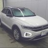 volkswagen t-roc 2024 CFJ1691762 image 1