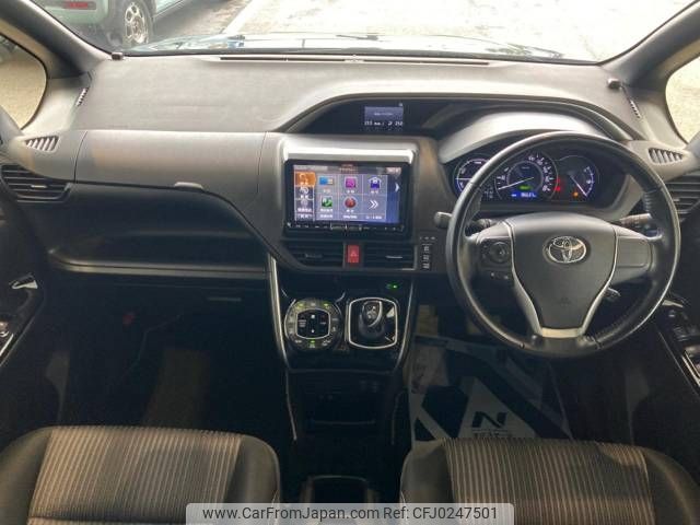 toyota voxy 2018 -TOYOTA--Voxy DAA-ZWR80W--ZWR80-0327767---TOYOTA--Voxy DAA-ZWR80W--ZWR80-0327767- image 2