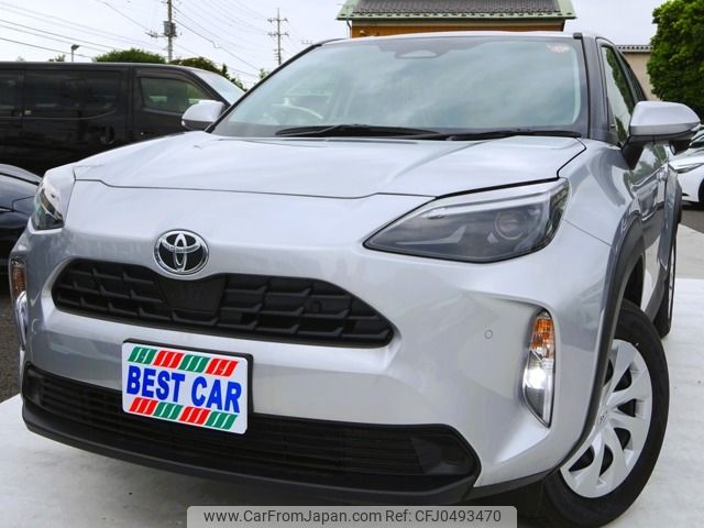 toyota yaris-cross 2025 CFJ0493470 image 1