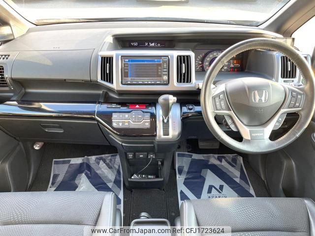 honda stepwagon-spada 2013 CFJ1723624 image 2