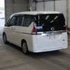 nissan serena 2018 31 image 4