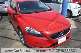 volvo v40 2013 -VOLVO--Volvo V40 MB4164T-E2081345---VOLVO--Volvo V40 MB4164T-E2081345-