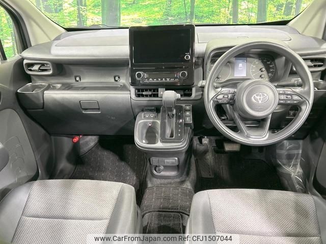 toyota sienta 2023 CFJ1507044 image 2
