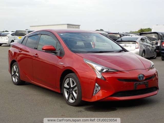 toyota prius 2016 -TOYOTA--Prius DAA-ZVW55--ZVW55-8030626---TOYOTA--Prius DAA-ZVW55--ZVW55-8030626- image 1