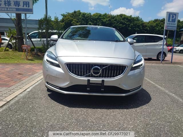 volvo v40 2018 quick_quick_LDA-MD4204T_YV1MVA8RDJ2464875 image 2