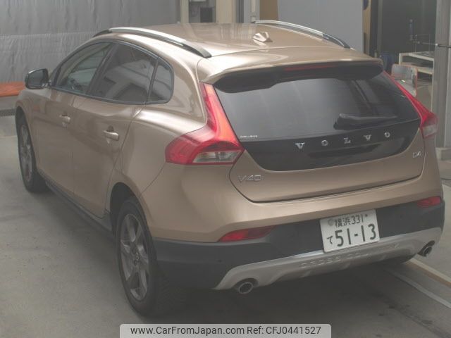 volvo v40 2016 -VOLVO 【横浜 331ﾃ5113】--Volvo V40 MD4204T-G2103326---VOLVO 【横浜 331ﾃ5113】--Volvo V40 MD4204T-G2103326- image 2