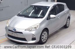 toyota aqua 2013 -TOYOTA--AQUA DAA-NHP10--NHP10-2236647---TOYOTA--AQUA DAA-NHP10--NHP10-2236647-