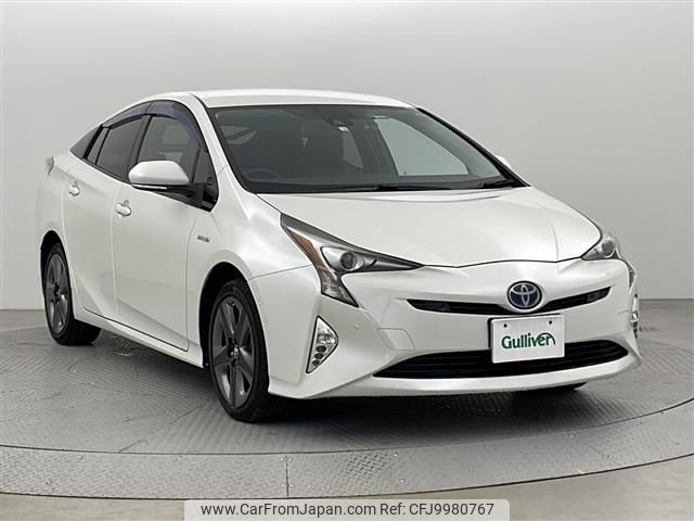 toyota prius 2016 -TOYOTA--Prius DAA-ZVW55--ZVW55-8018061---TOYOTA--Prius DAA-ZVW55--ZVW55-8018061- image 1