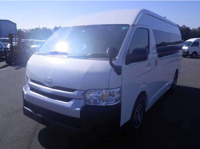toyota hiace-commuter 2017 CFJ-83 image 1