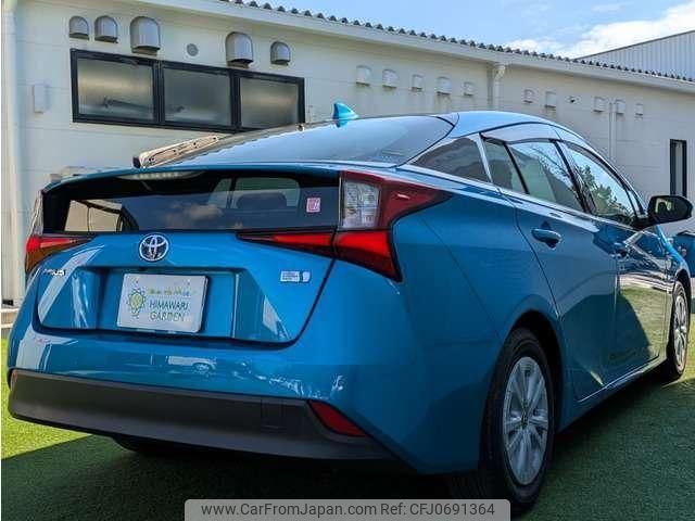 toyota prius 2019 quick_quick_DAA-ZVW51_ZVW51-8050221 image 2