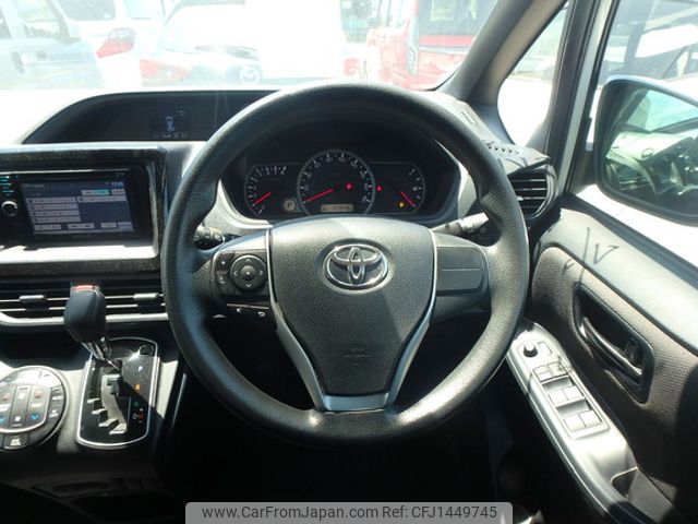 toyota noah 2014 CFJ1449745 image 2