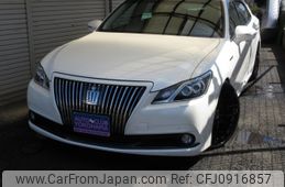 toyota crown-majesta 2013 -TOYOTA--Crown Majesta DAA-GWS214--GWS214-6000808---TOYOTA--Crown Majesta DAA-GWS214--GWS214-6000808-