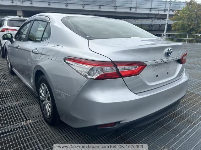 toyota camry 2018 CFJ1676909 image 2