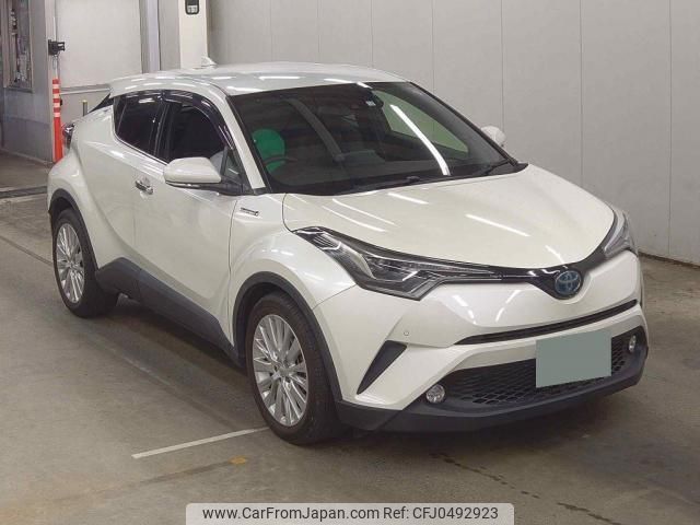 toyota c-hr 2018 quick_quick_DAA-ZYX10_ZYX10-2126922 image 1