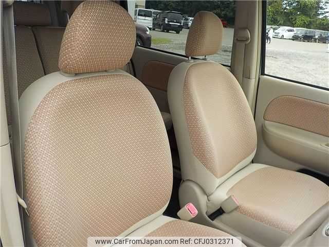 toyota sienta 2012 TE2048 image 2