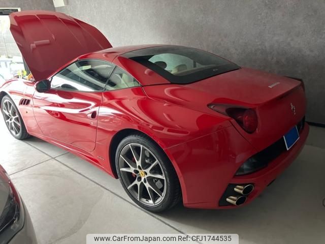ferrari california 2010 CFJ1744535 image 2