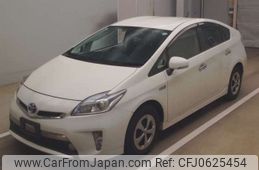 toyota prius-phv 2013 -TOYOTA--Prius PHV DLA-ZVW35--ZVW35-3044704---TOYOTA--Prius PHV DLA-ZVW35--ZVW35-3044704-