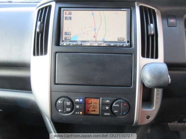 2010 Nissan Serena DBA-CC25 - Car Price $5,587