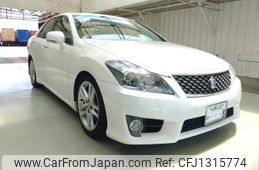 toyota crown 2012 ENHANCEAUTO_1_ea301038