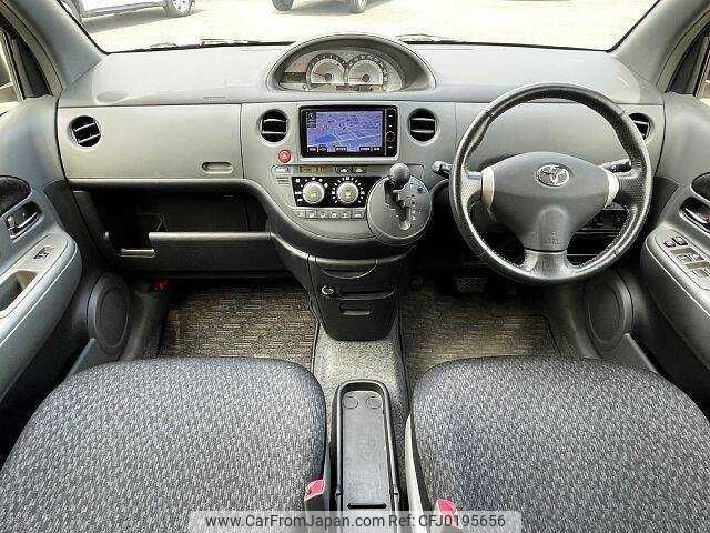 toyota sienta 2013 504928-923838 image 1