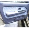 toyota hilux-sports-pick-up 2000 CFJ0284682 image 17