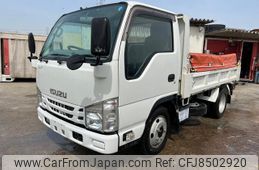 isuzu-elf-truck-2017-18180-car_0b252c9c-ed3a-4464-b9e8-fe3e54515161