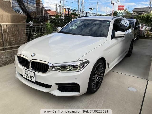 bmw 5-series 2018 quick_quick_ABA-JT20_WBAJT32010BM49943 image 1