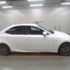 lexus is 2016 CFJ1846479 image 4