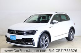 volkswagen tiguan 2018 CFJ1753326