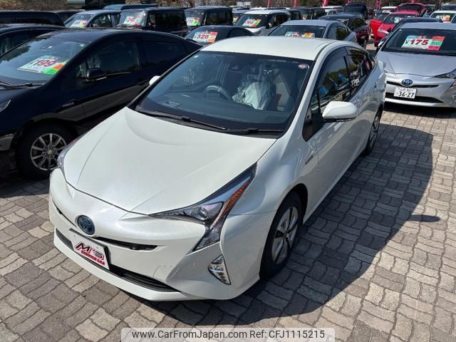 toyota prius 2016 quick_quick_DAA-ZVW55_ZVW55-8034823 image 1