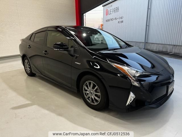 toyota prius 2017 quick_quick_ZVW50_ZVW50-6101757 image 2