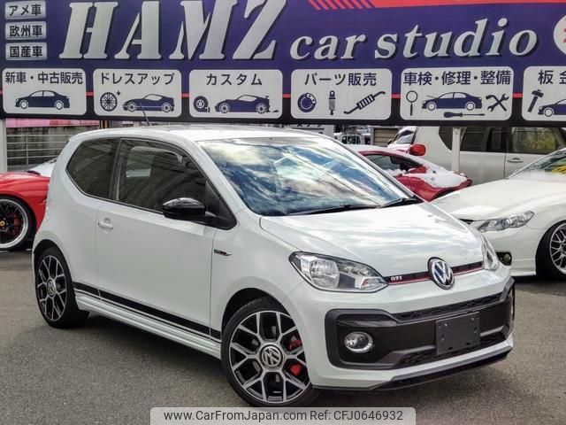 volkswagen up 2018 quick_quick_AADKR_WVWZZZAAZJD182667 image 1